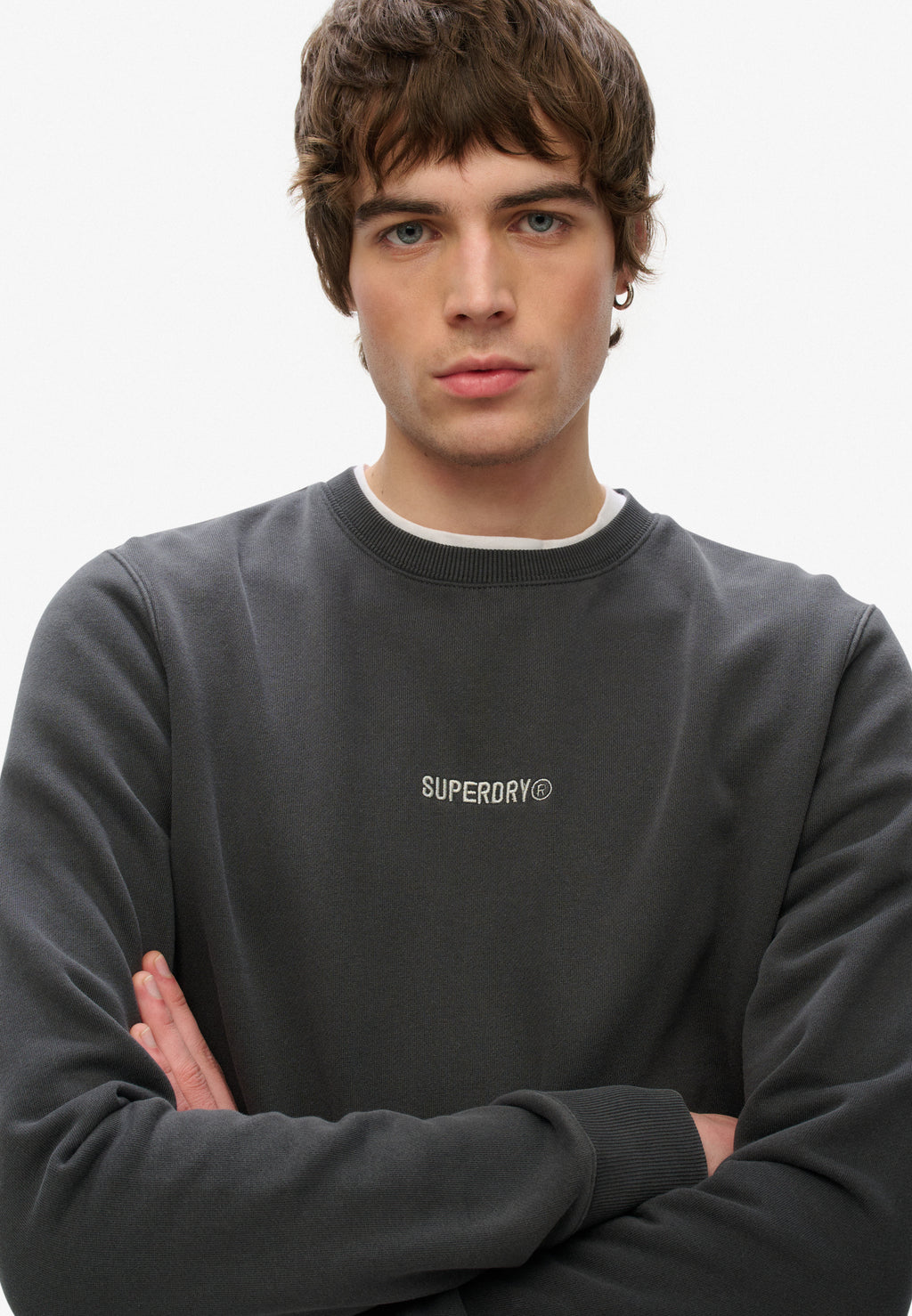 Micro Logo Crew in Washed Black