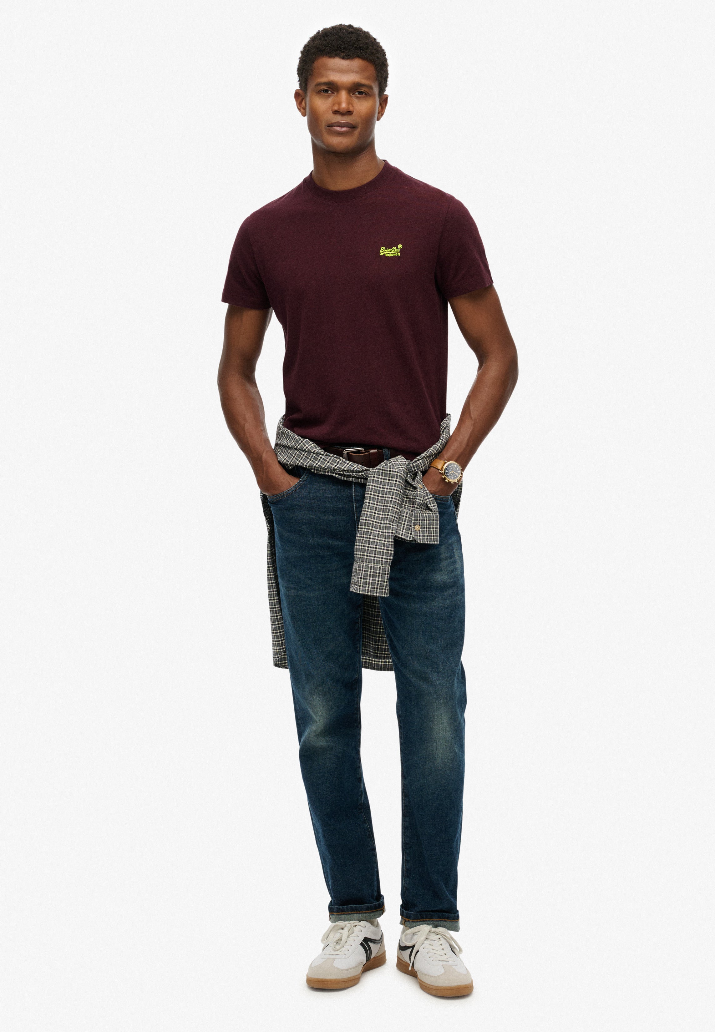 Essential Logo T-Shirt