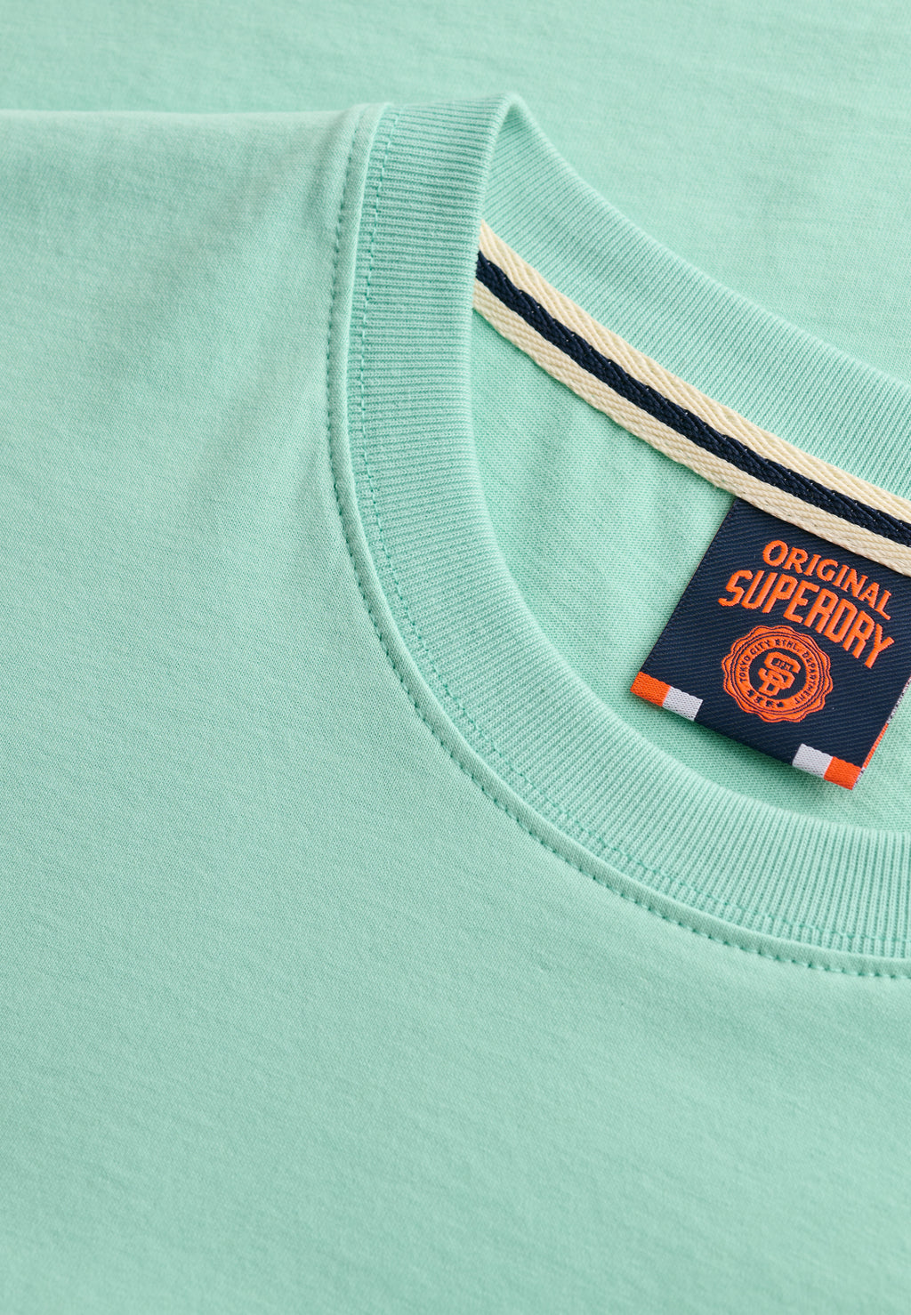 Essential Logo T-Shirt