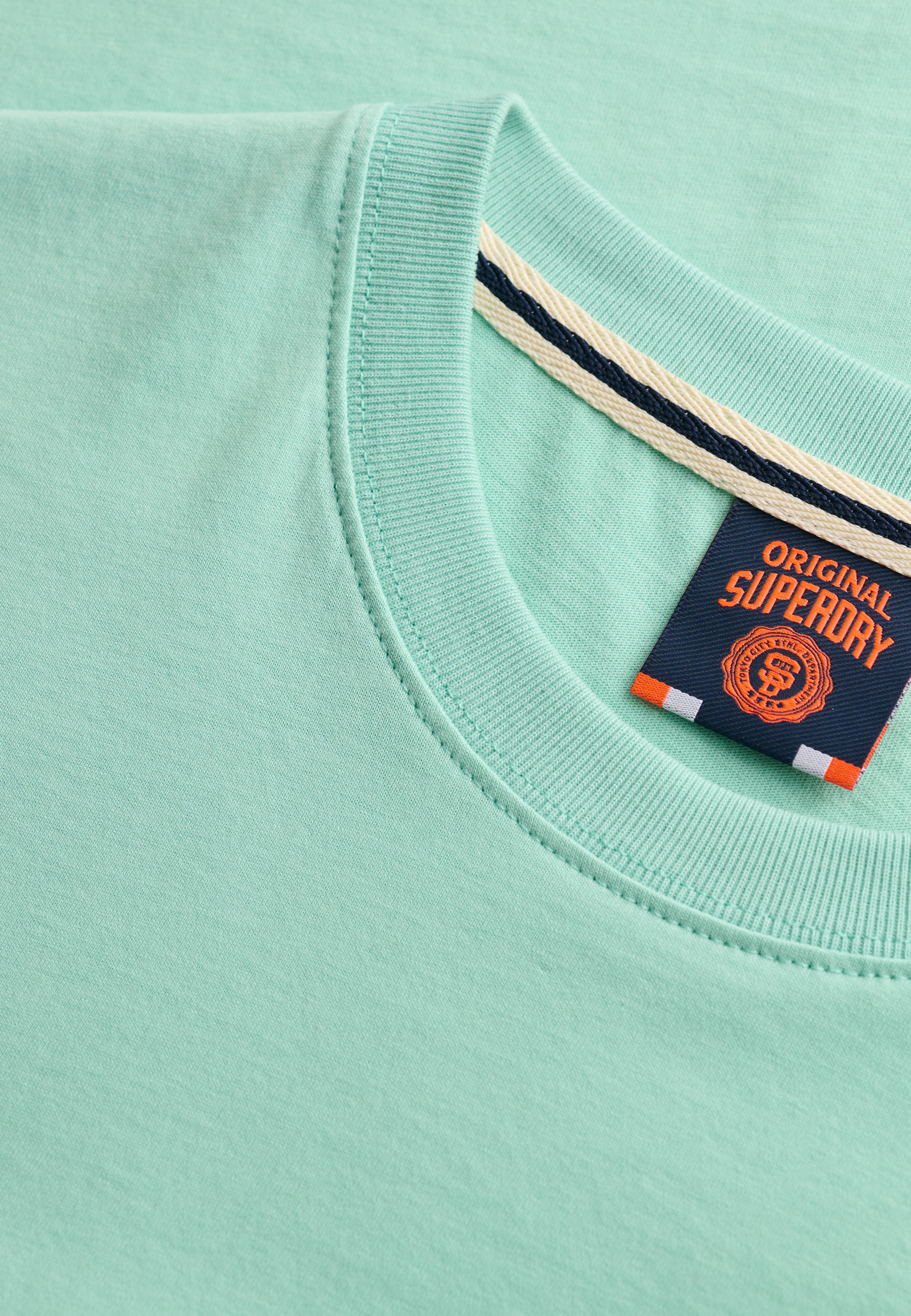 Essential Logo T-Shirt