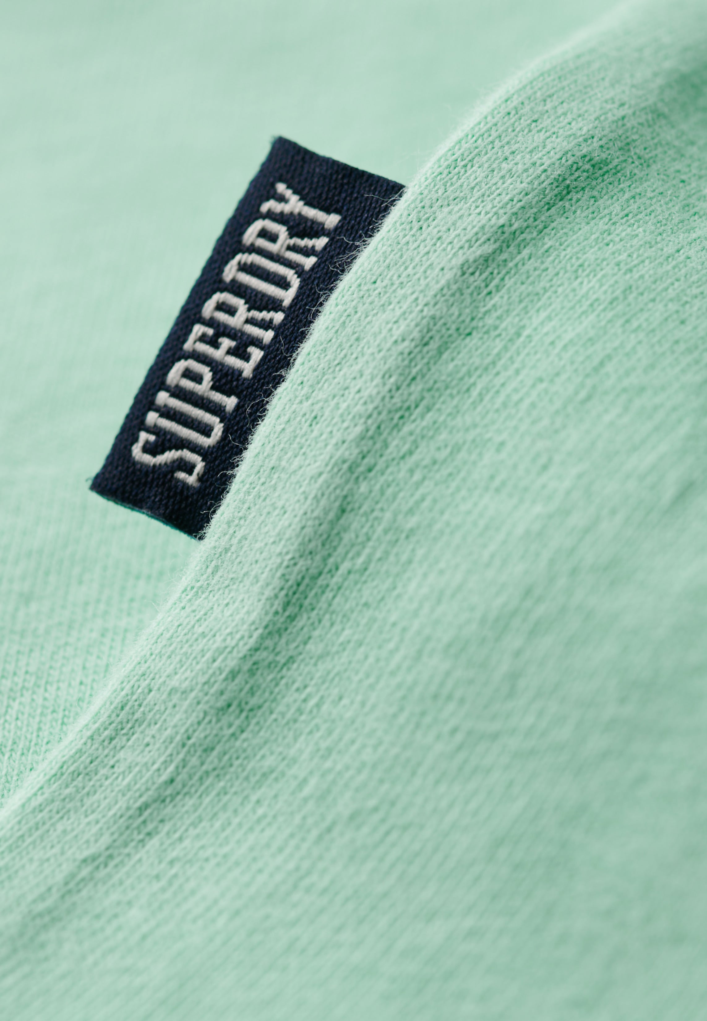 Essential Logo T-Shirt