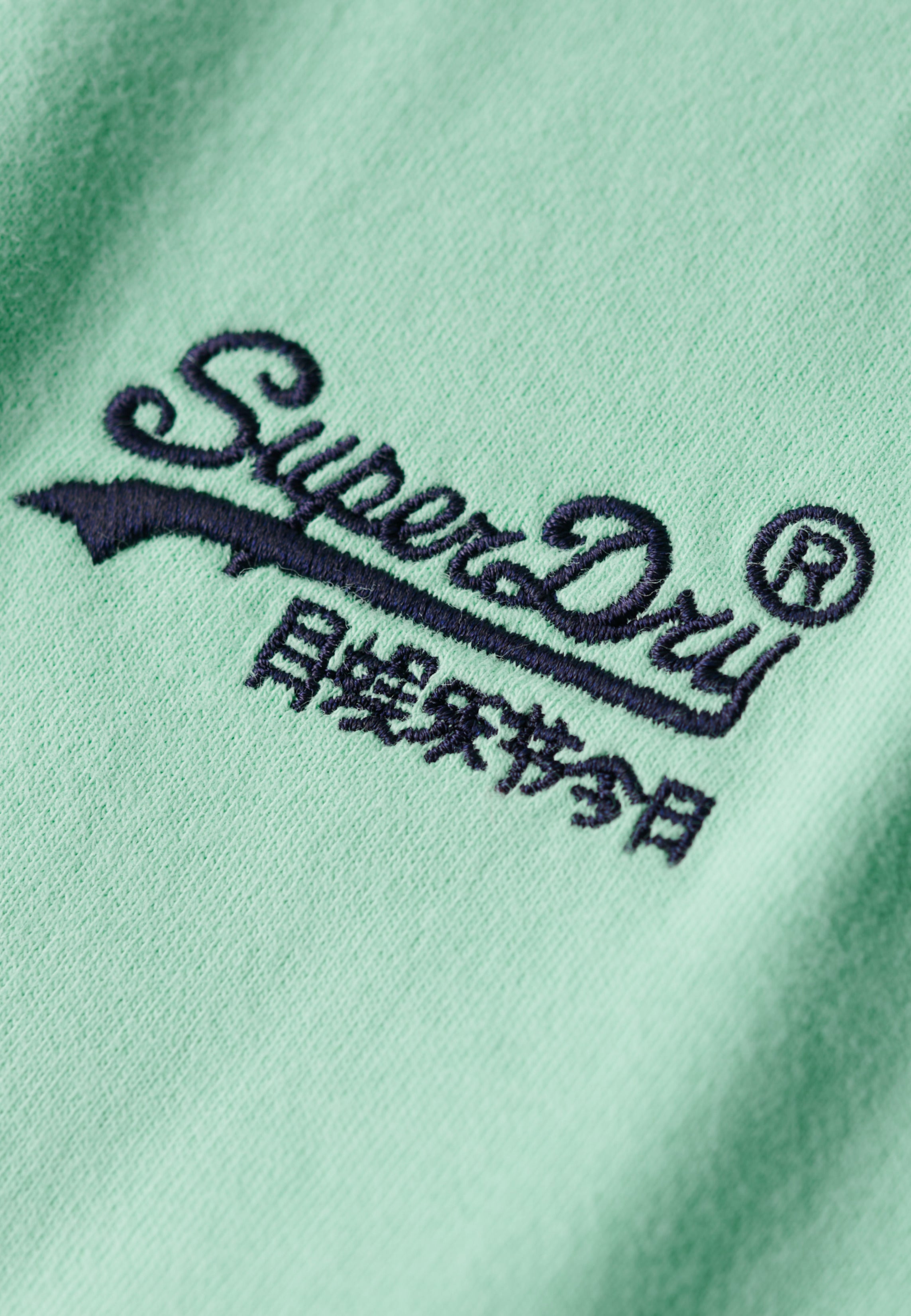 Essential Logo T-Shirt