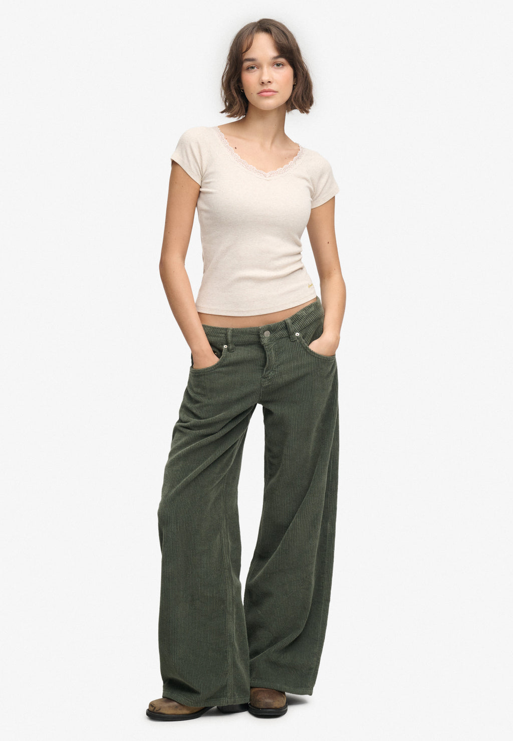 Athletic Essential Lace Trim V-Neck T-Shirt
