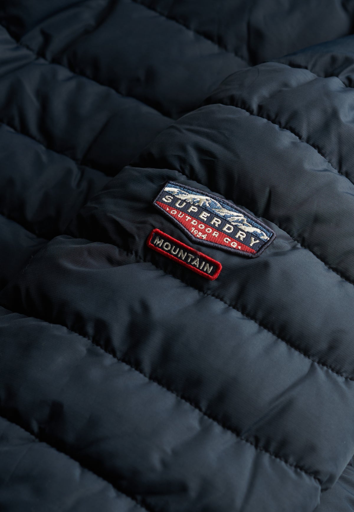 Hooded Fuji Midweight Padded Jacket