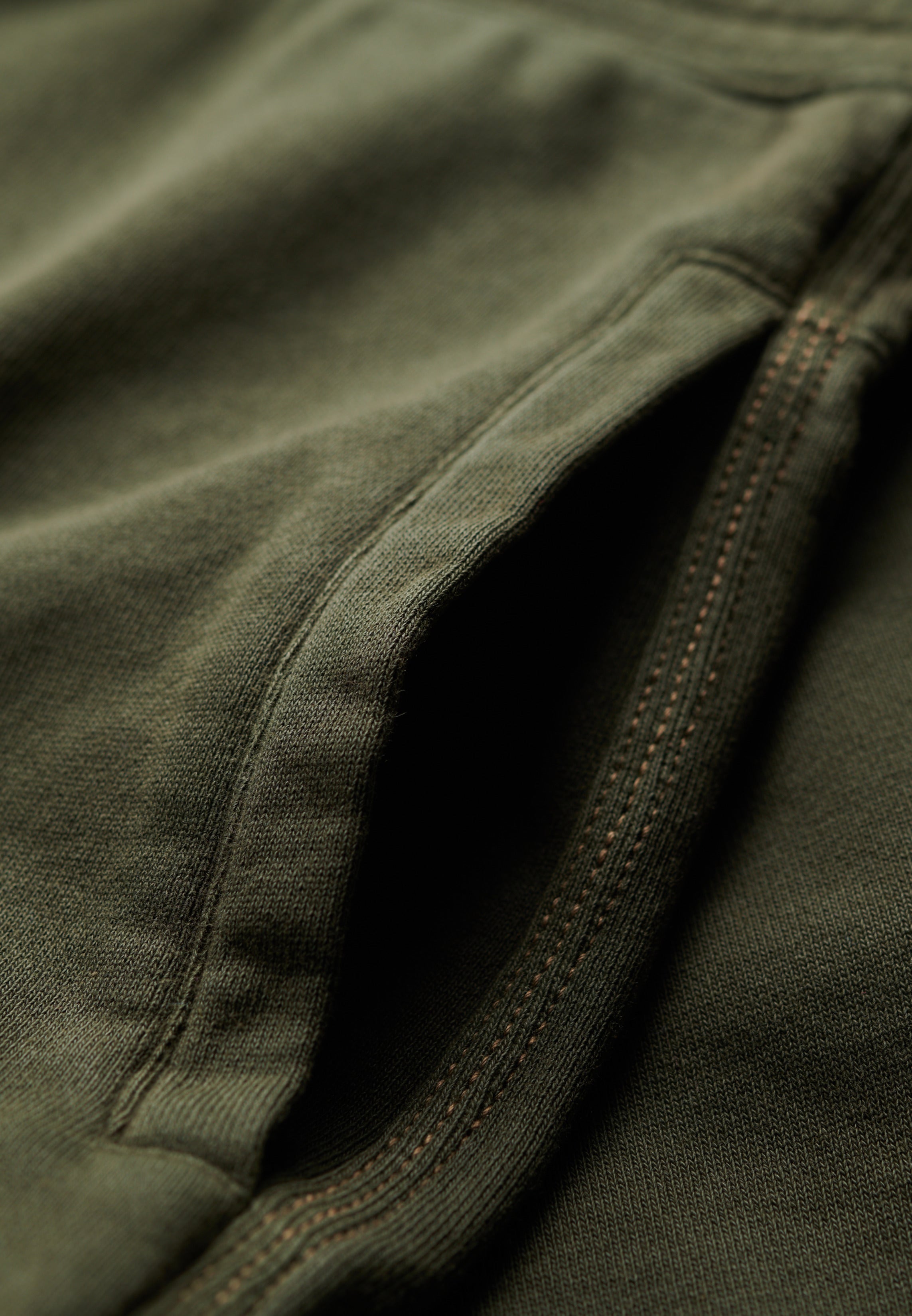 Contrast Stitch Cargo Short