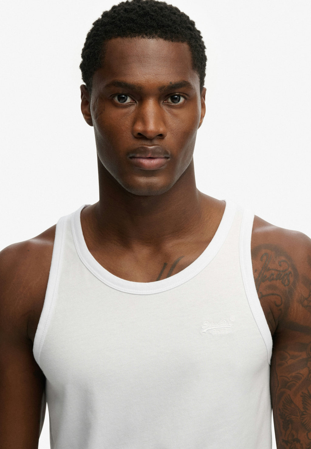 Unbrushed Essential Logo Vest