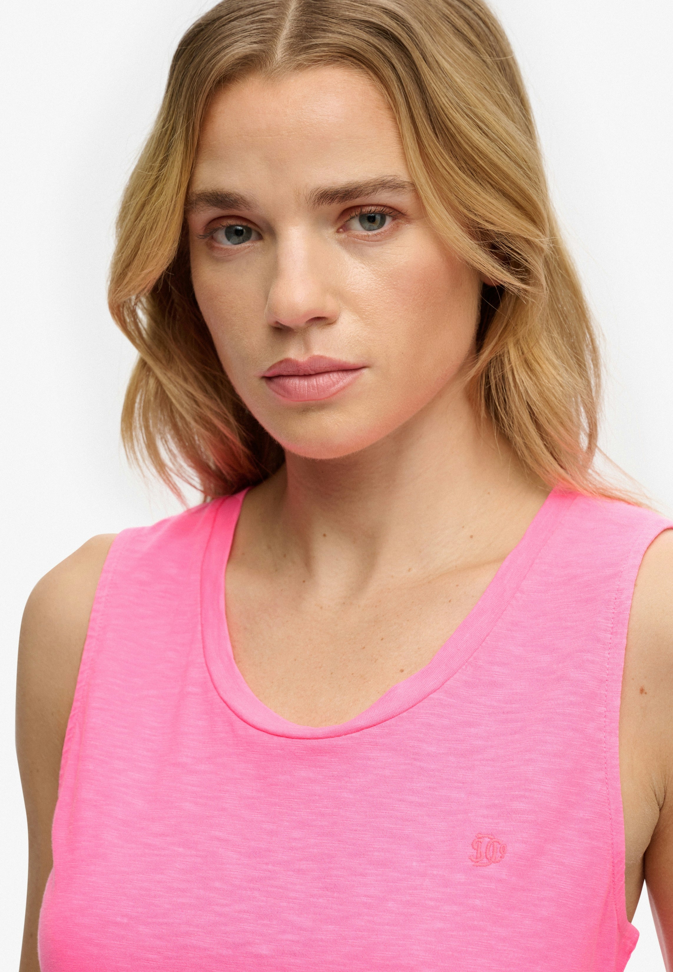 Scoop Neck Tank
