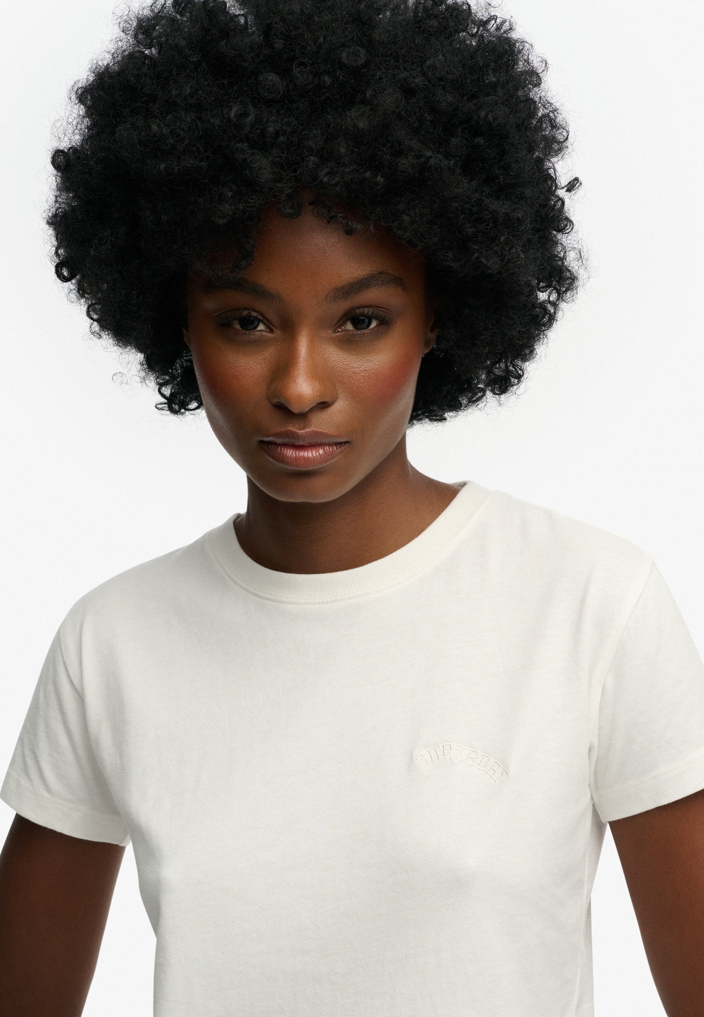 Essential Logo Fitted T-Shirt