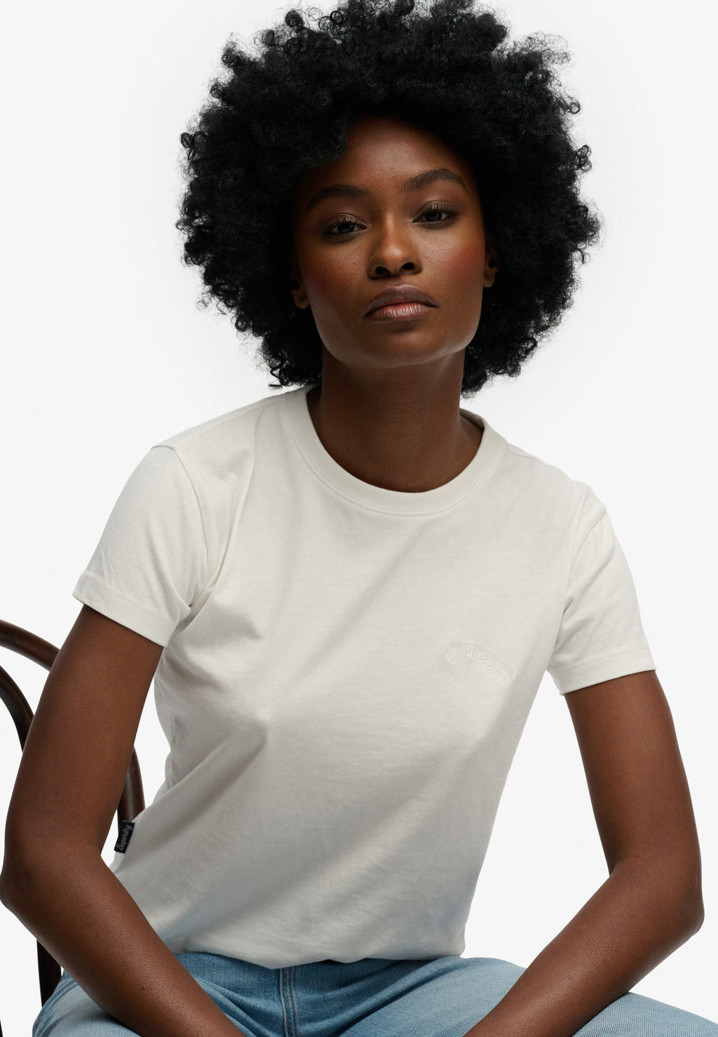 Essential Logo Fitted T-Shirt