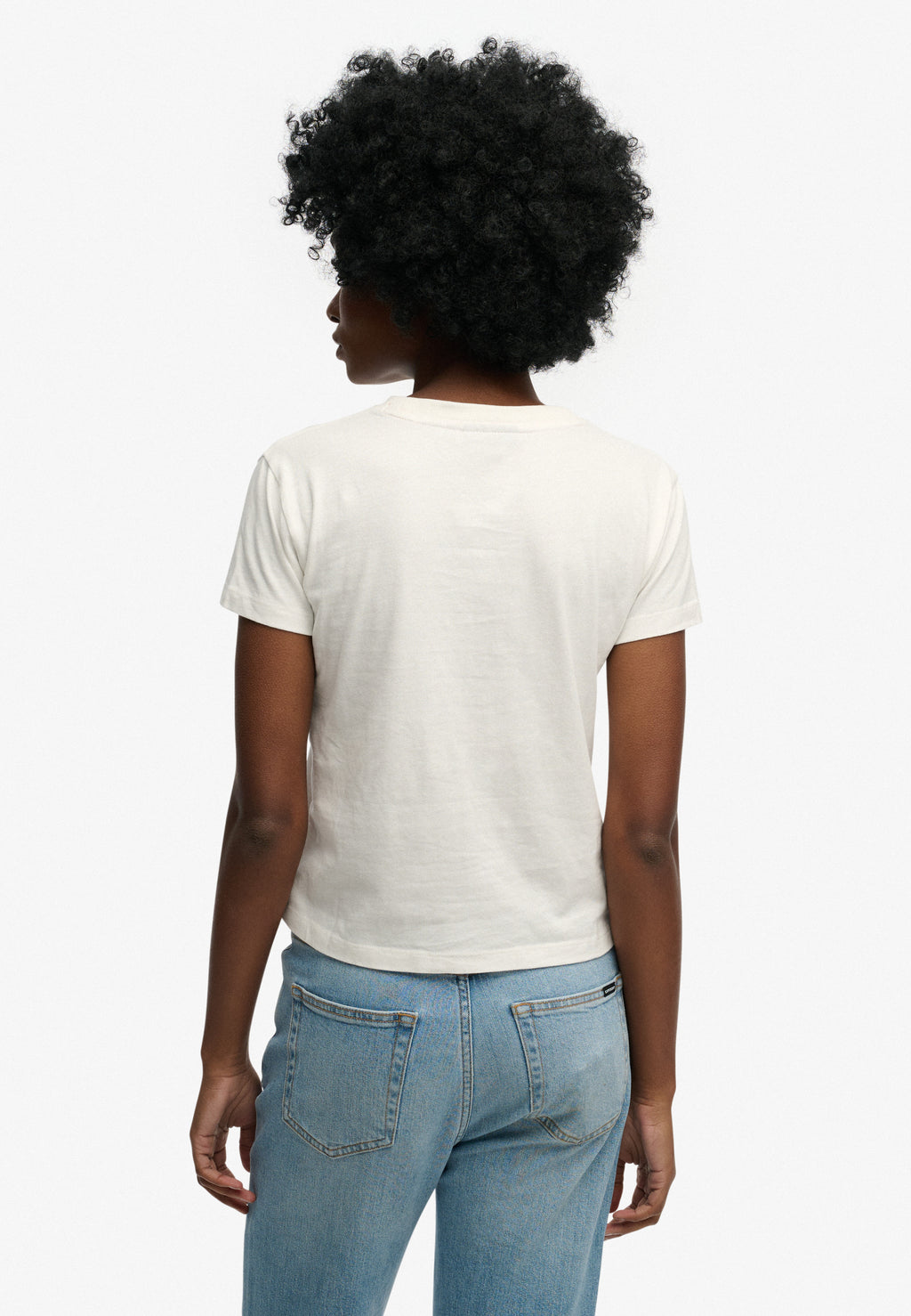 Essential Logo Fitted T-Shirt