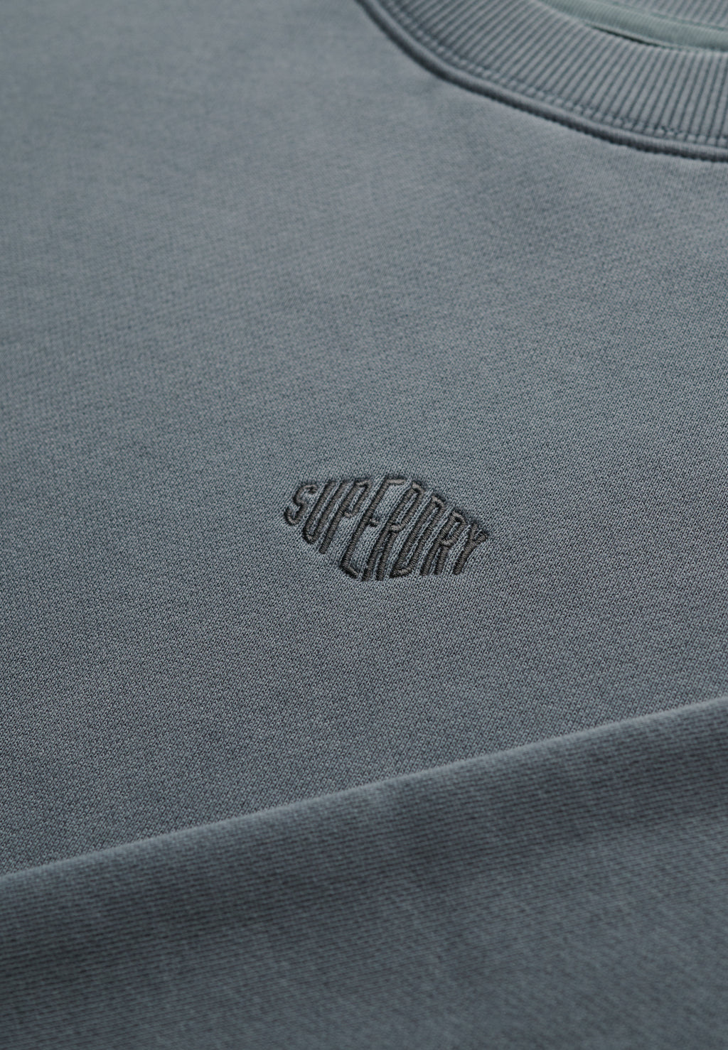 Micro Logo Crew