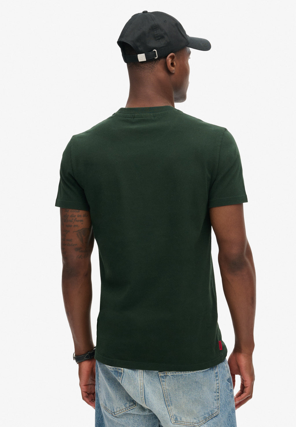 Essential Logo T-Shirt