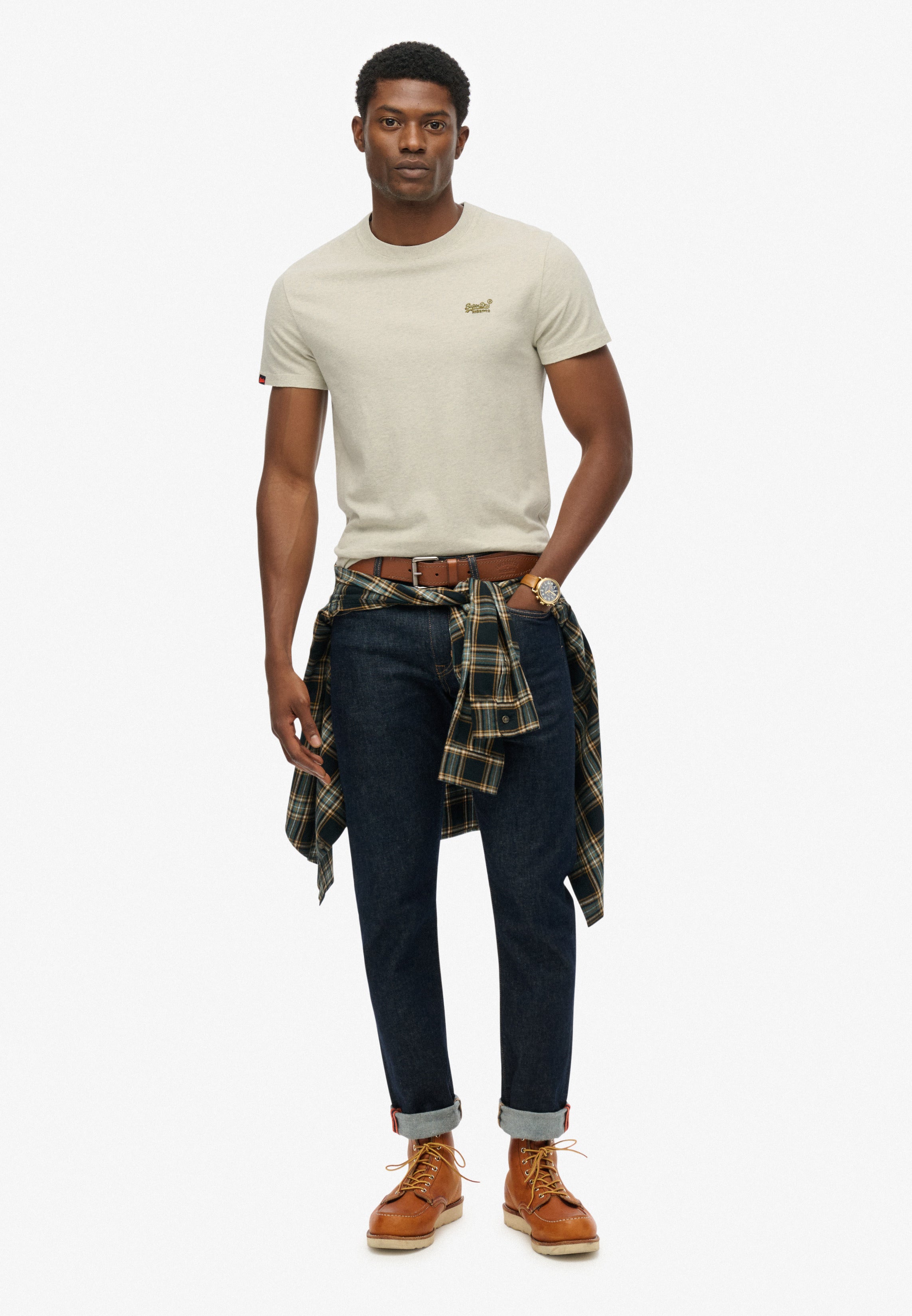 Essential Logo T-Shirt