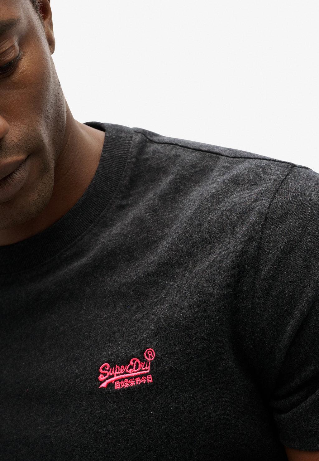 Essential Logo T-Shirt