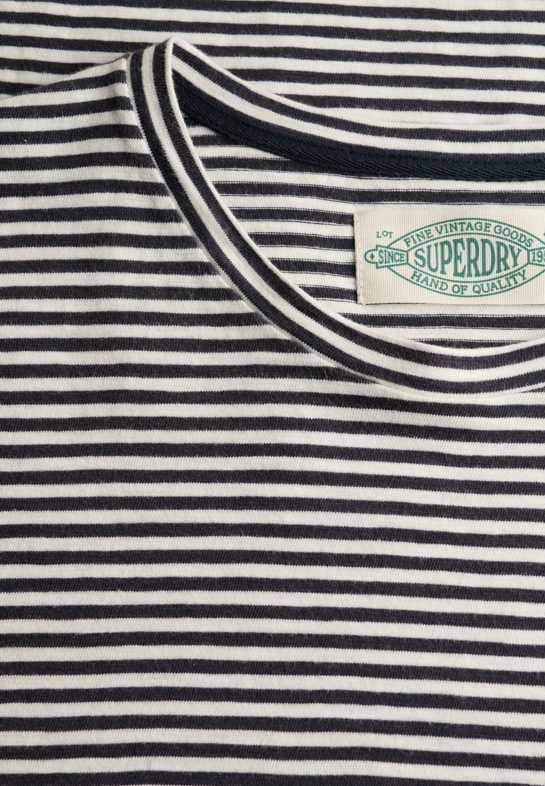 Essential Logo T-Shirt