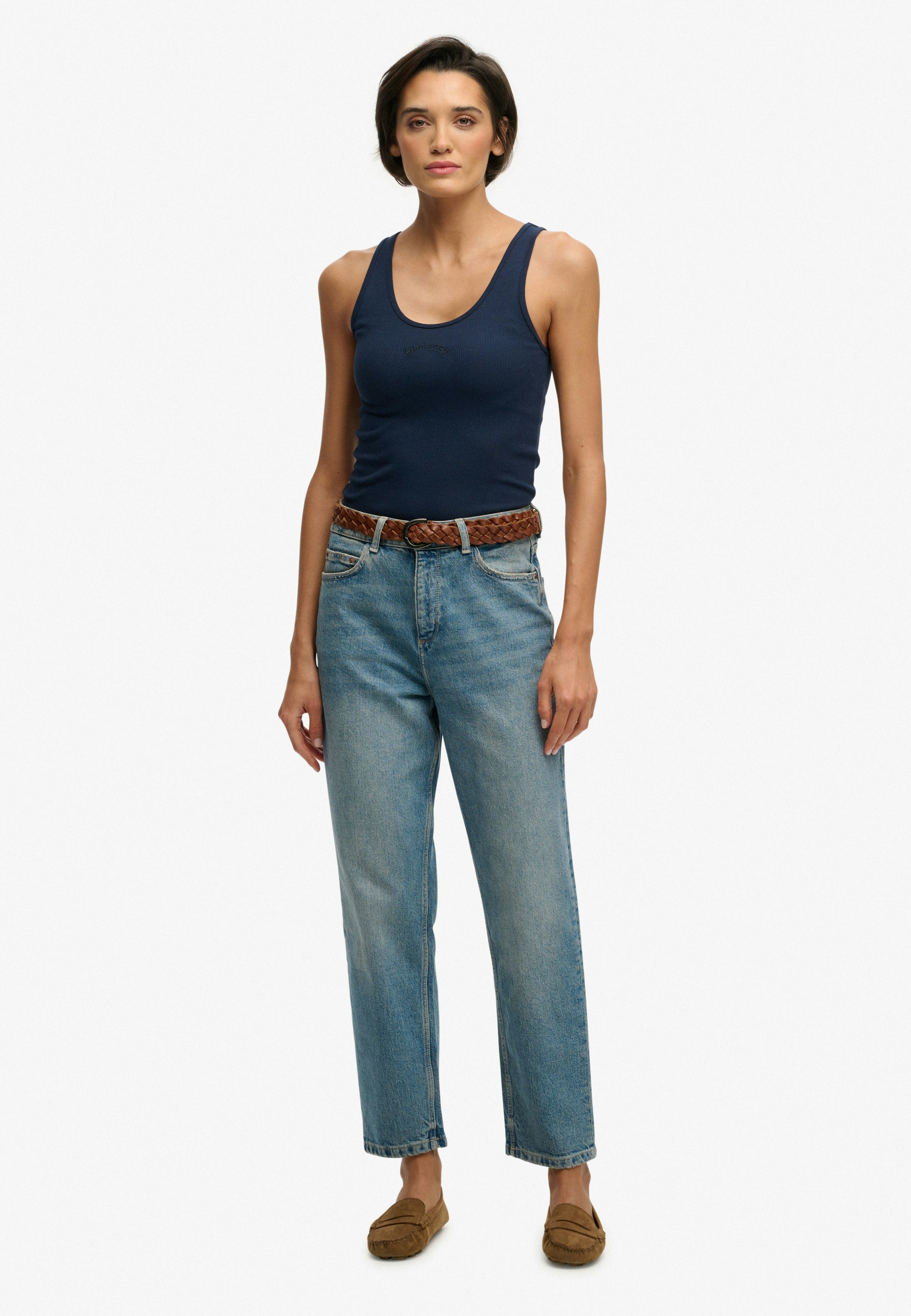 Essential Logo Scoop Vest